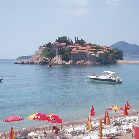 Apartments Secret Garden Sveti Stefan Buitenkant foto