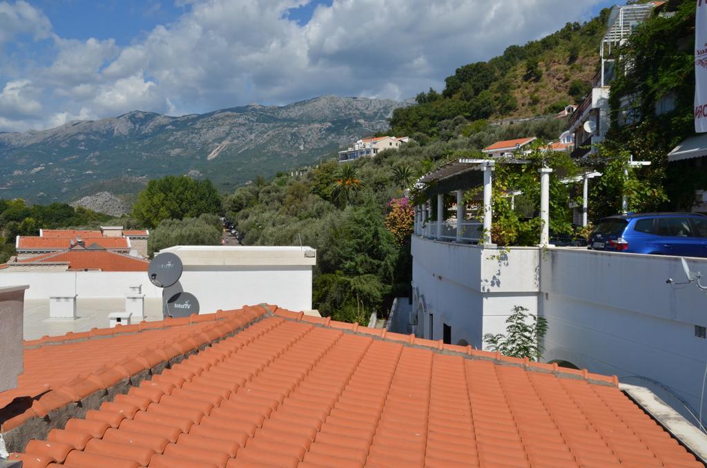 Apartments Secret Garden Sveti Stefan Kamer foto